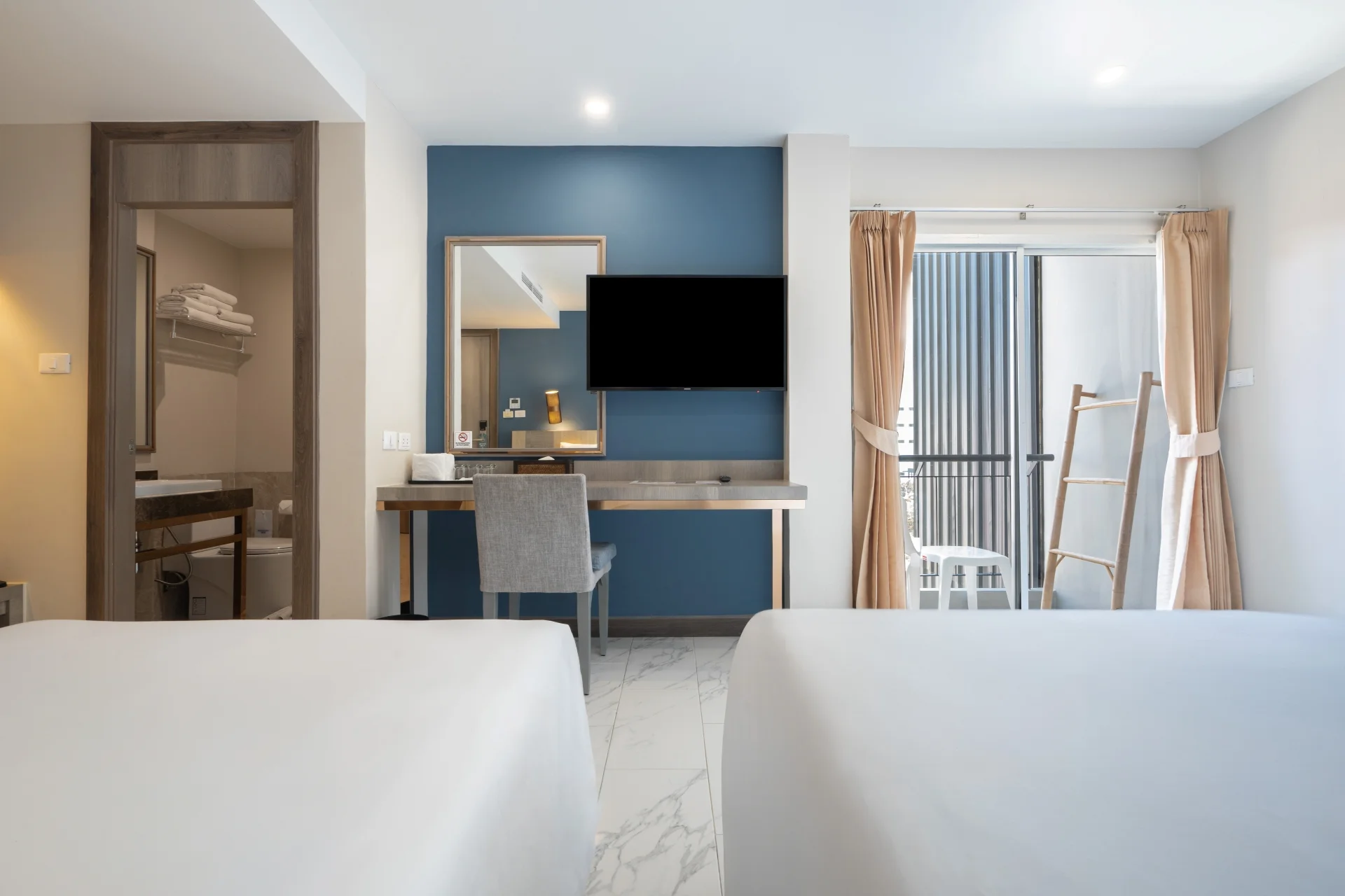 Deluxe Triple Room